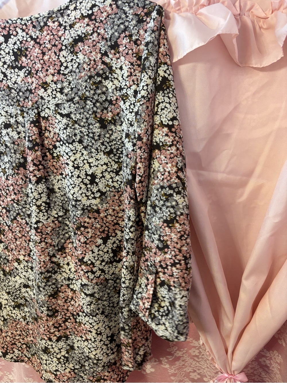 Cocomo Black Pink Cream Floral Zip-Front Blouse - Picture 4 of 5